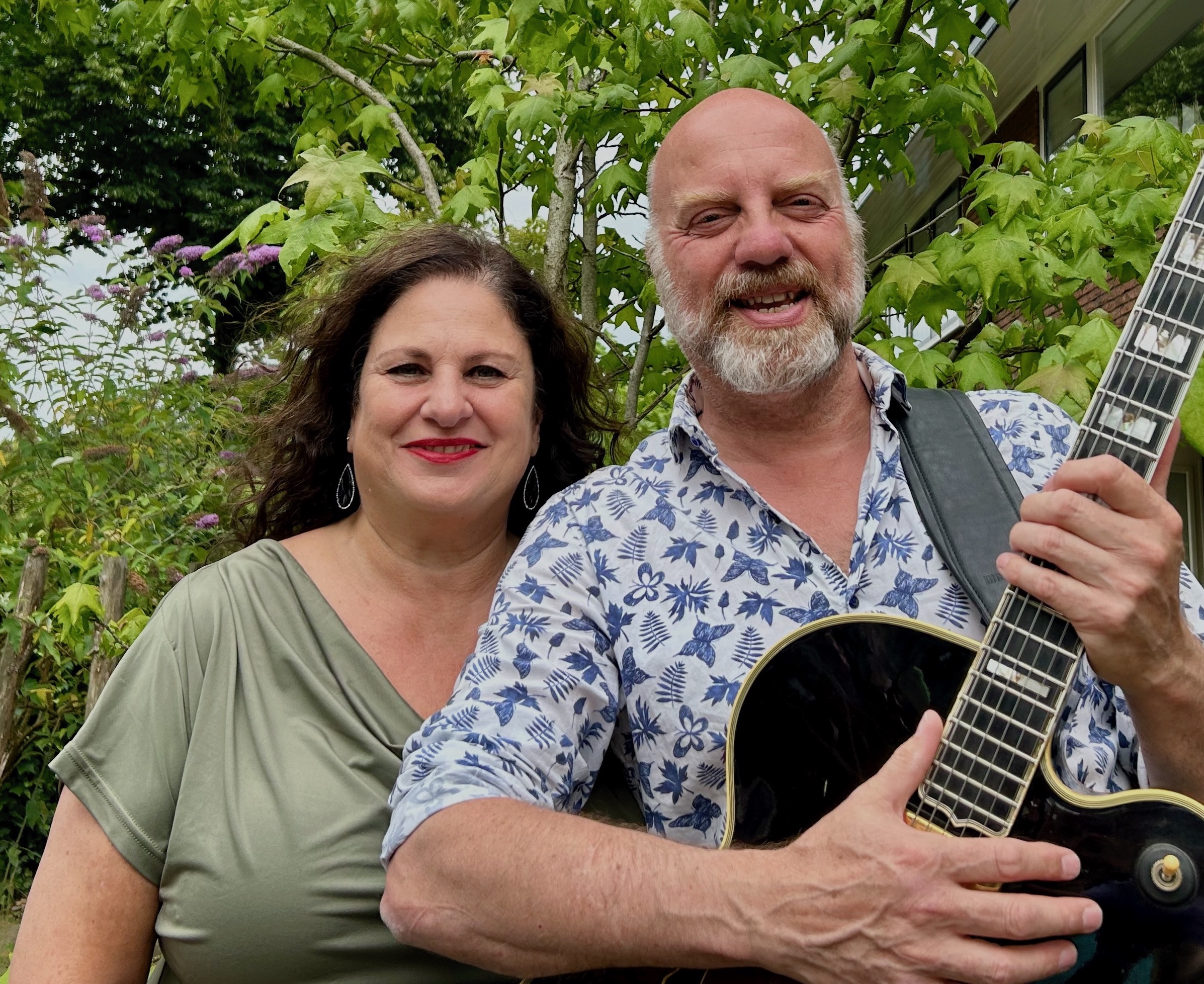 Tamarc duo - zangeres en gitarist